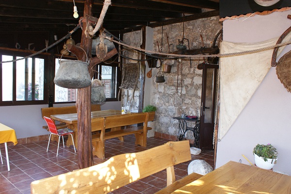 KNAJPKA / DSC06543.JPG DSC06543.JPG