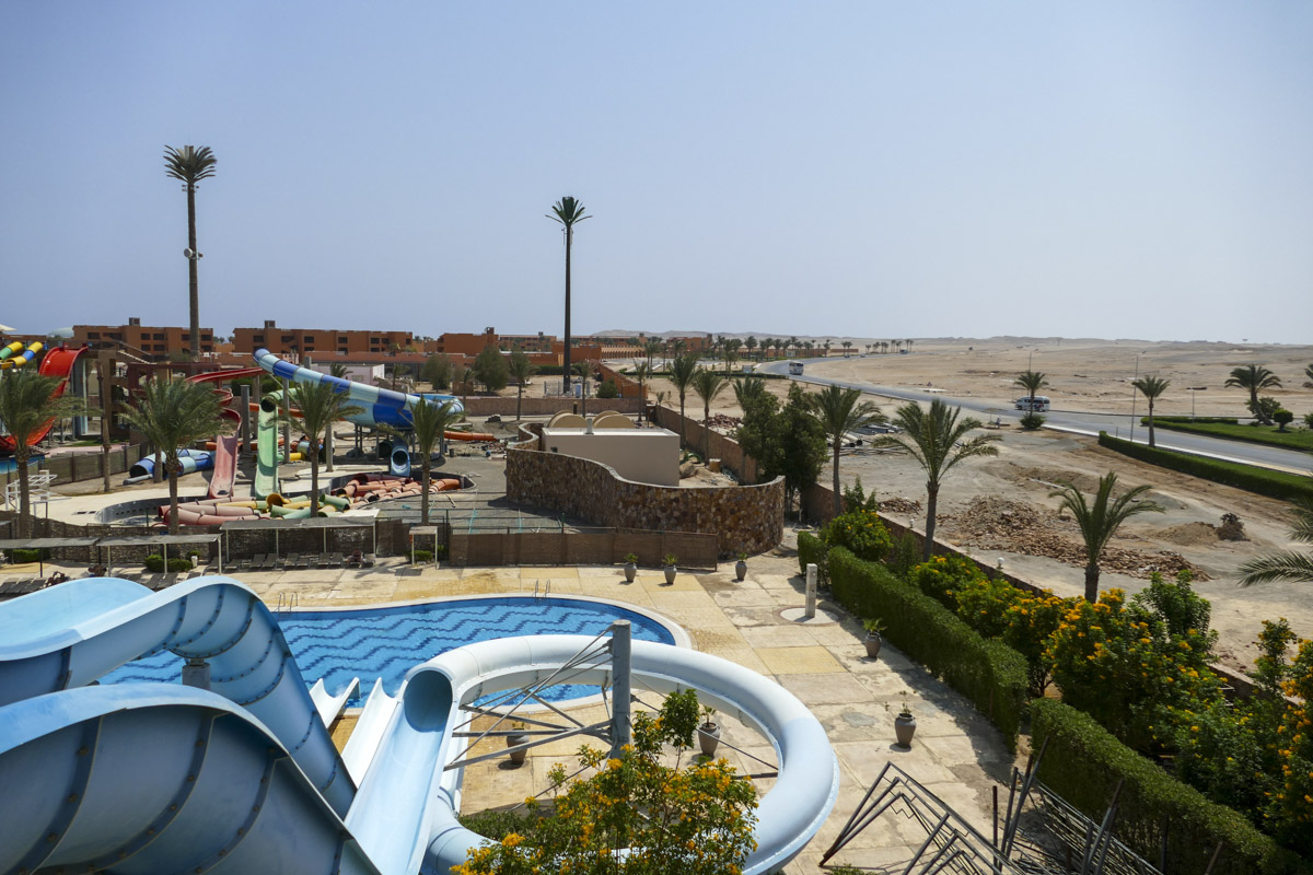 . / P1160442.jpg P1160442.jpg