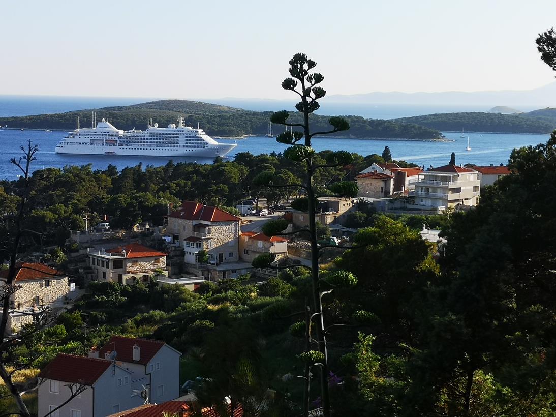 25 hvar.jpg