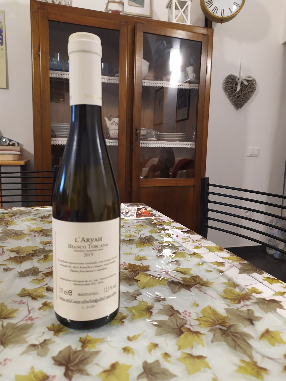 Winko z winnic Montescudaio na powitanie:) / IMG_20220724_204011.jpg IMG_20220724_204011.jpg