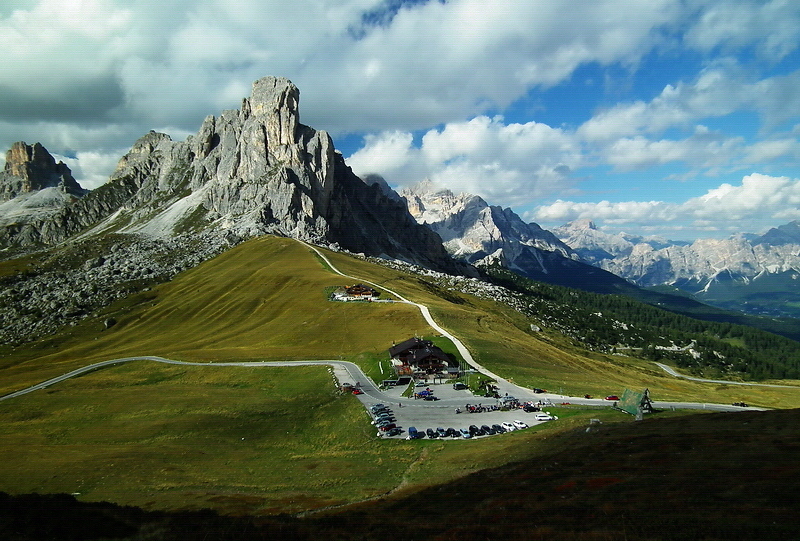 6745591_passo-giau-.jpg