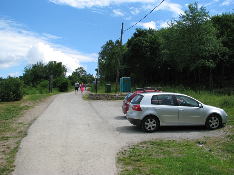 Dolny parking / IMG_1486.JPG IMG_1486.JPG