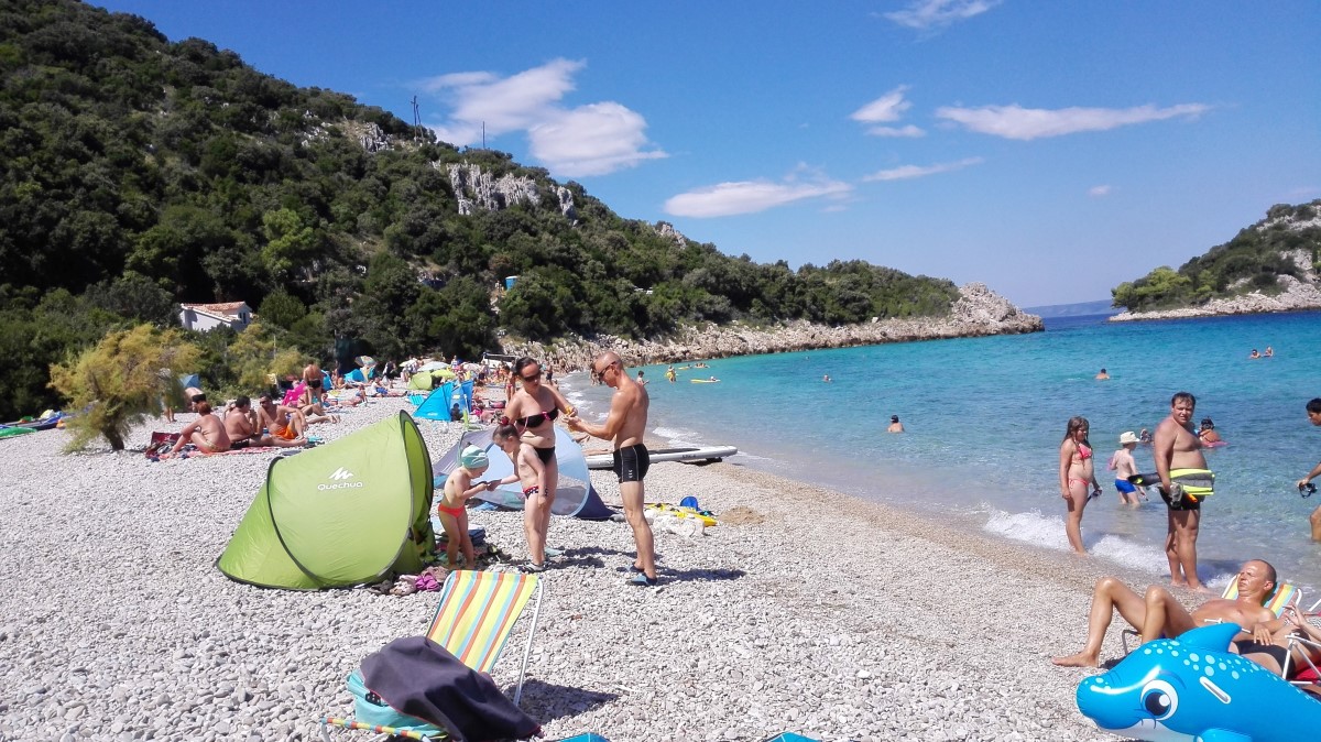 Widok w drugą stronę. Na widocznej powyżej drodze można zostawić samochód. / 04.jpg 04.jpg