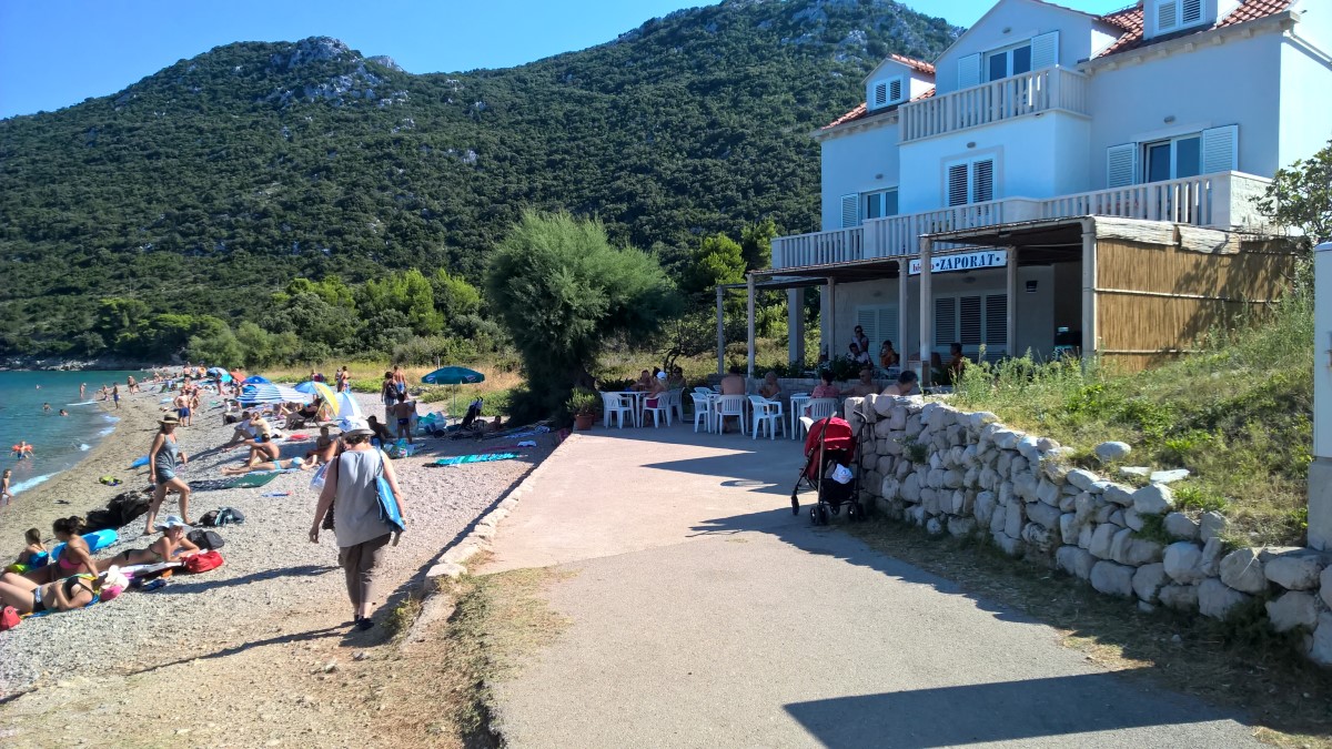 Zjeść i wypić też jest gdzie :) / 09.jpg 09.jpg