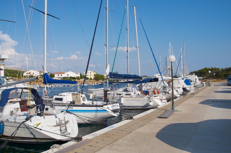 Łodzie na sprzedaż / chorwacja_ilovik_simuni_dzien5_2013_7266.jpg chorwacja_ilovik_simuni_dzien5_2013_7266.jpg