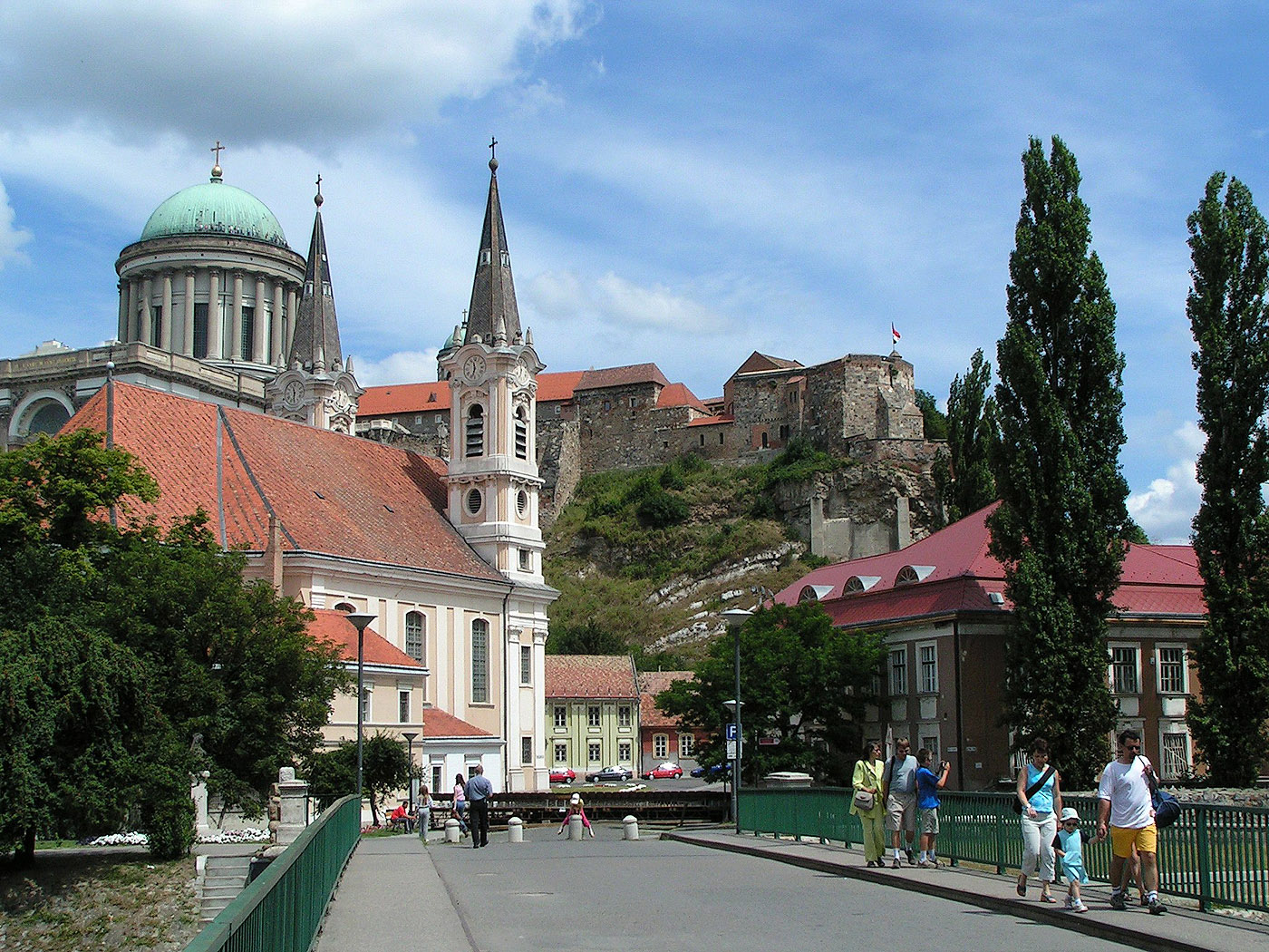 esztergom_town.jpg