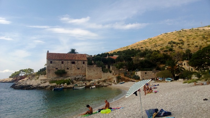 Dawna rybacka osada. Teraz plaża z jednym mini barkiem. / WP_20130910_012 (Kopiowanie).jpg WP_20130910_012 (Kopiowanie).jpg