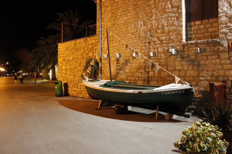 Łódeczka udała się na zasłużony spoczynek. / _MG_0568 (Kopiowanie).JPG _MG_0568 (Kopiowanie).JPG