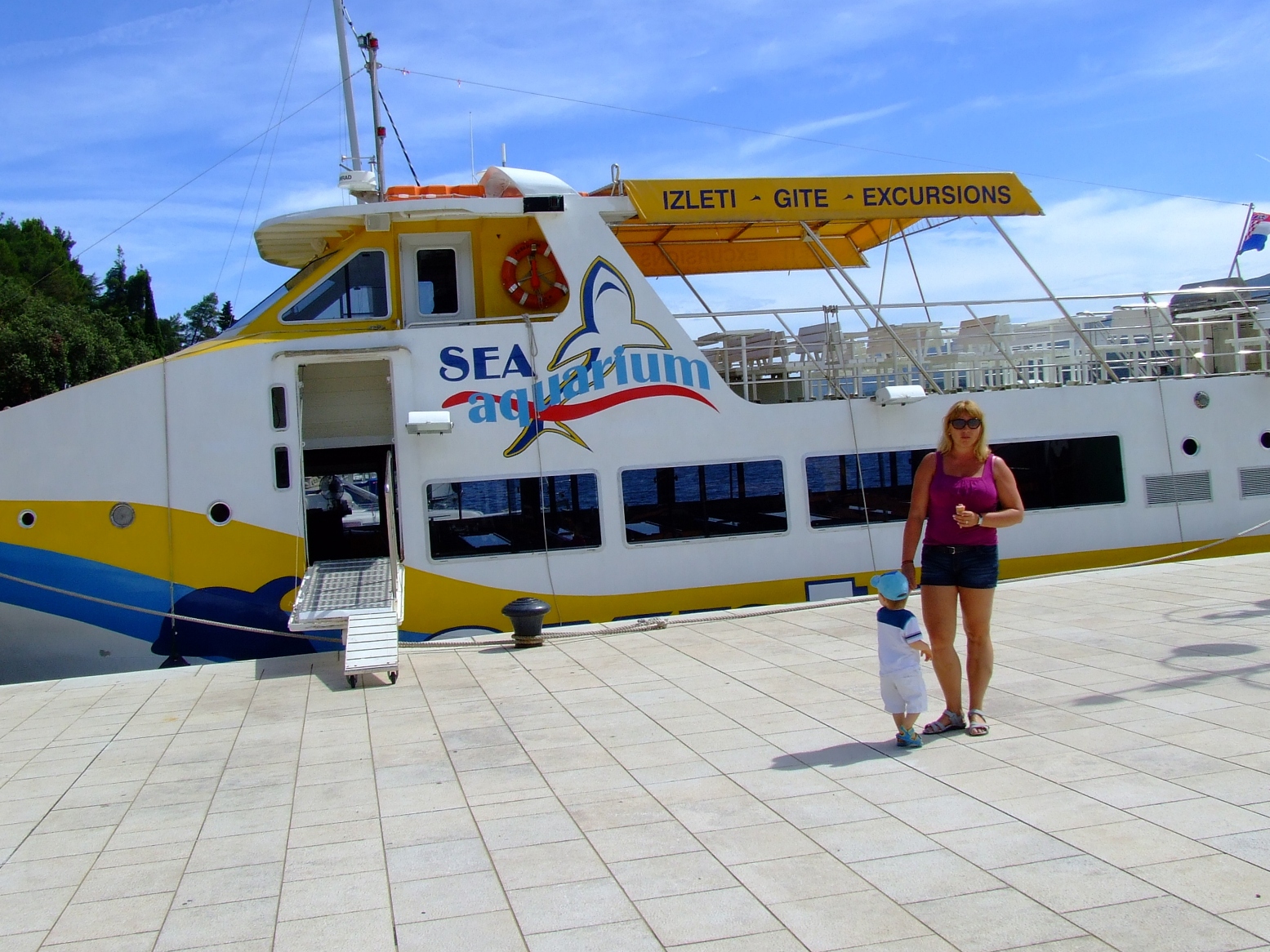 CRO_14_0235.JPG CRO_14_0235.JPG