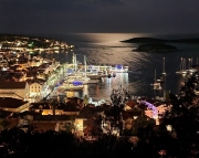 Hvar by night